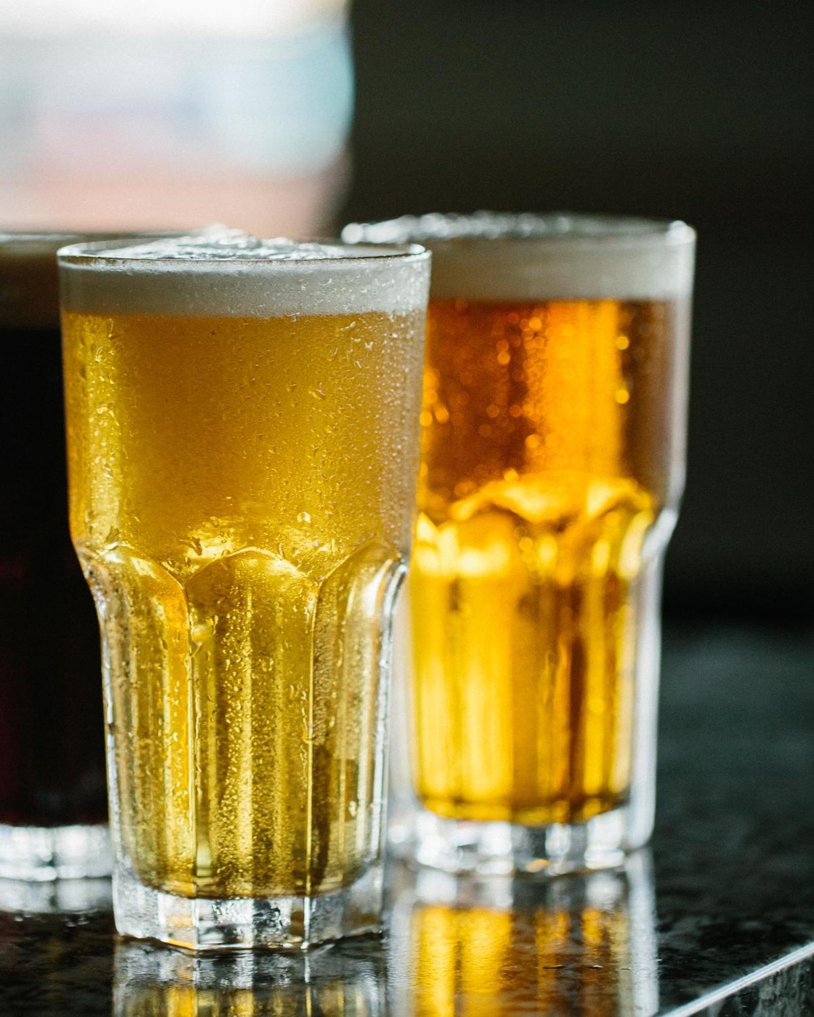 本拿比阿森特酒店 本那比 外观 照片